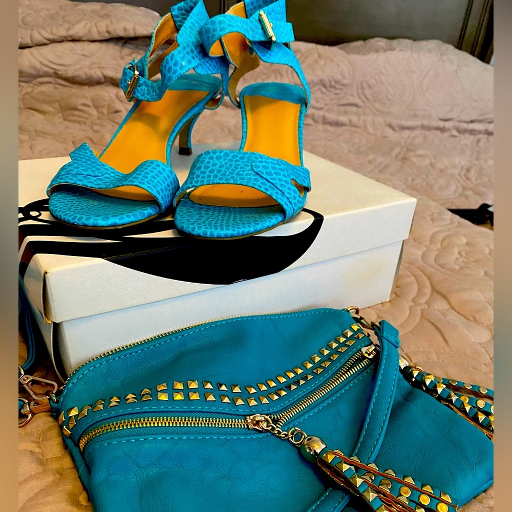 Nine West shoes offsahook turquoise 2” heel